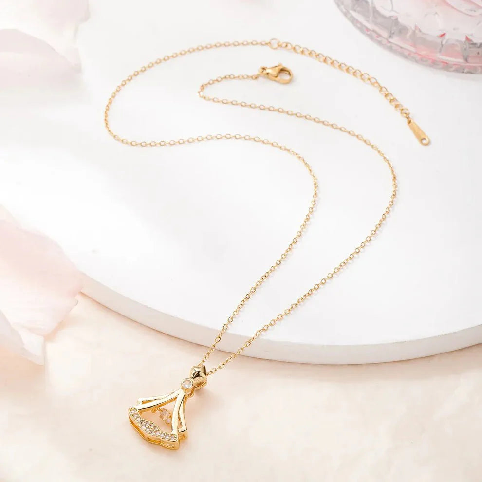 Gold plated fan necklace